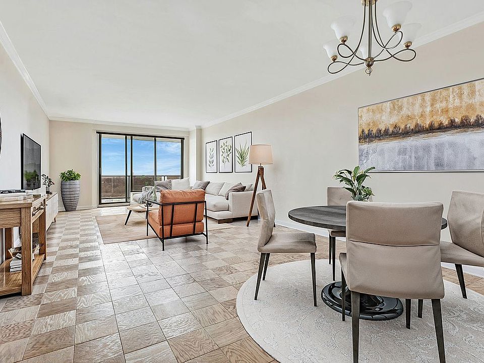1st image of 11011 Queens Blvd APT 24L