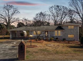 3284 Bernard Dr, Marietta, GA 30066