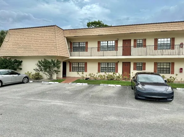 4185 Oak Terrace Drive #4185, Greenacres, FL 33463