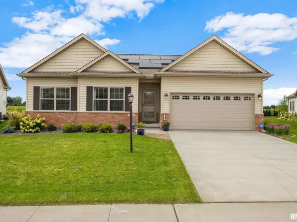 11101 N Woodale Dr, Dunlap, IL 61525
