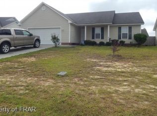 1022 Coalport Rd, Hope Mills, NC 28348