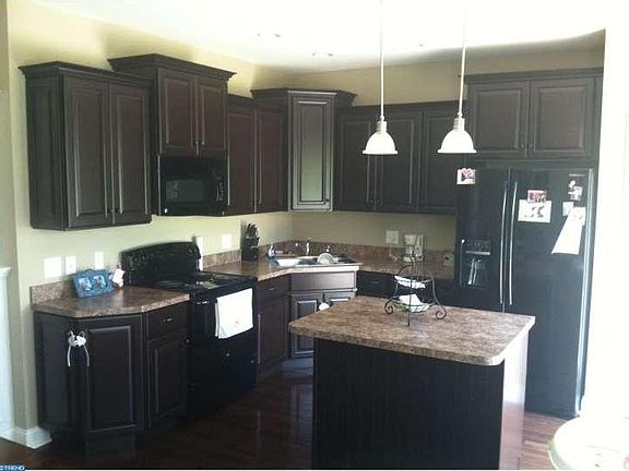 2nd image of 219 Kennedy Dr