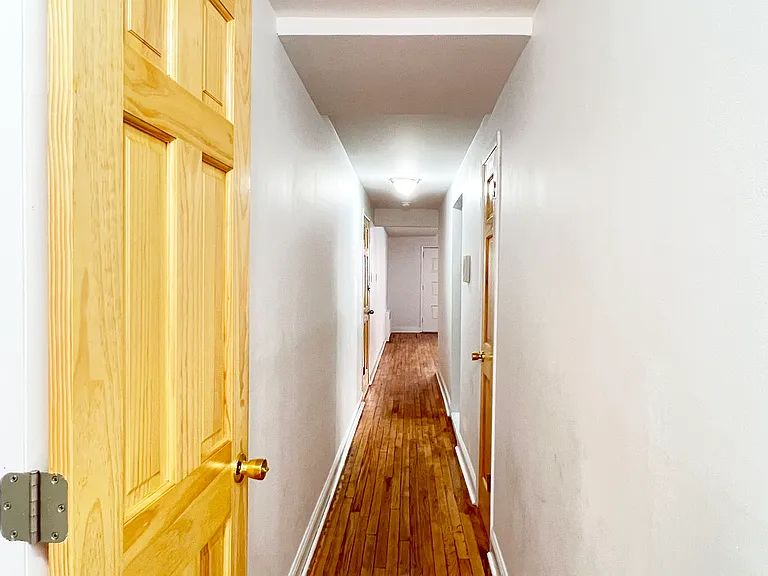 463 E 9th St #1 — Photo 7
