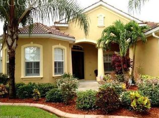 3033 Via Rialto St, Fort Myers, FL 33905