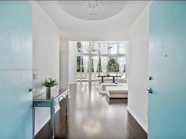 18101 Collins Ave #401 — Photo 2