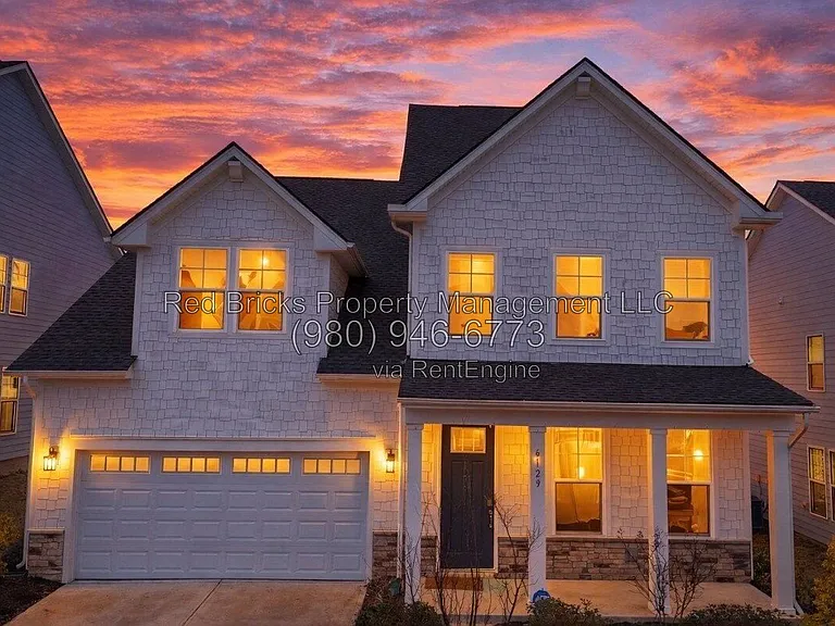 6129 Alsace Ln — Photo 3