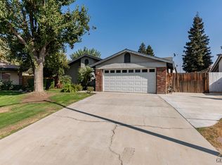 7500 Carabina Ct, Bakersfield, CA 93308