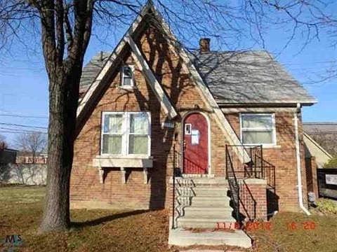 1st image of 22935 Pleasant St