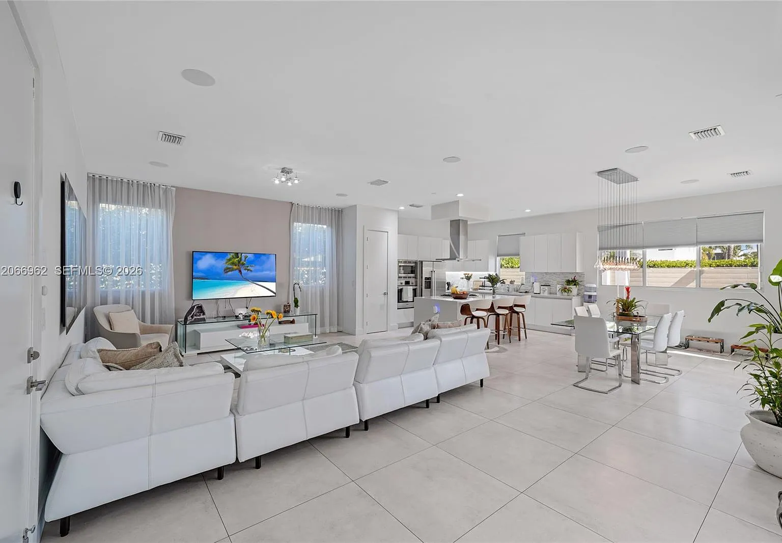 Doral Commons Residential — Photo 3