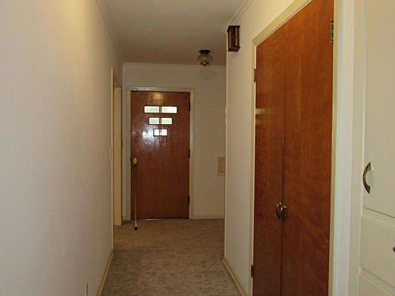 2nd image of 103 Bellaire Ave