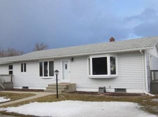 515 5th Ave NE, Rolla, ND 58367