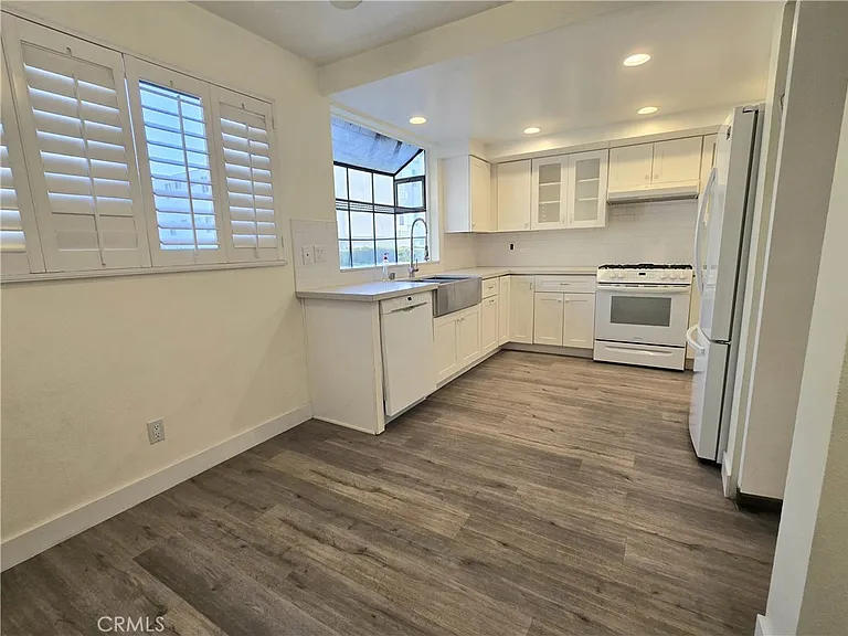 18445 Hatteras St #603 — Photo 18