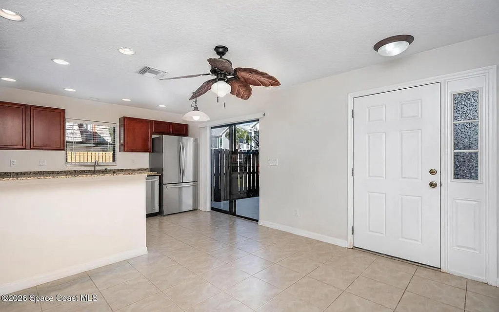 2 bed, 1288 sqft, $1,795 — Photo 4