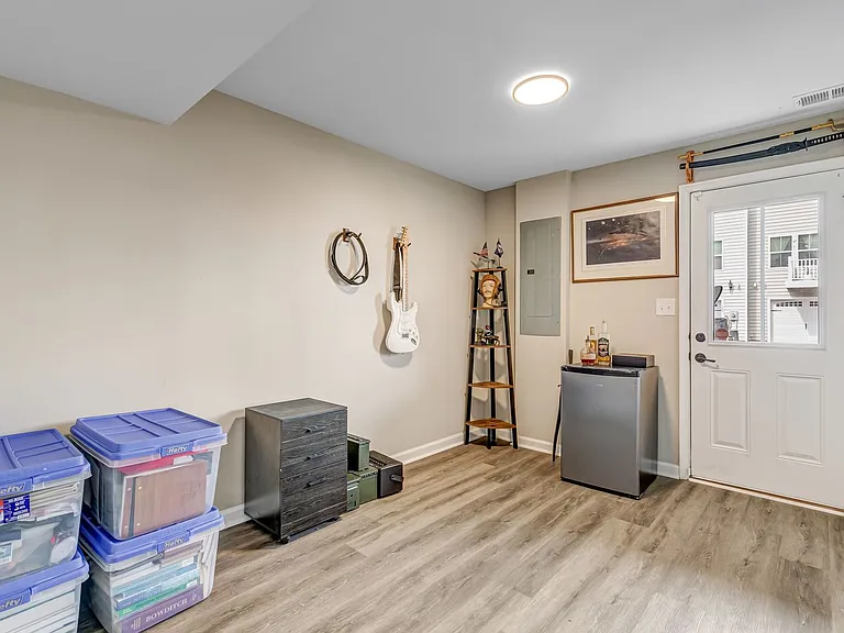 358 Spring Hill Pl — Photo 18