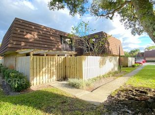 204 2nd Ln, Palm Beach Gardens, FL 33418