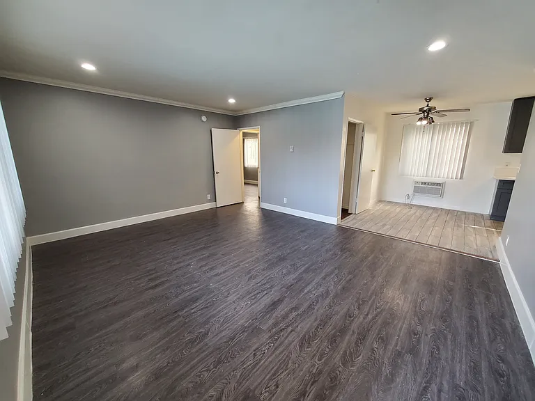 1600 N Bronson Ave — Photo 14