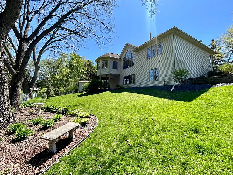 640 S Park Ct — Photo 39