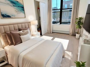 31-88 43rd St #3F, Astoria, NY 11103