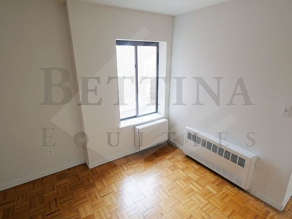 5th image of 171 E 89th St APT 14E