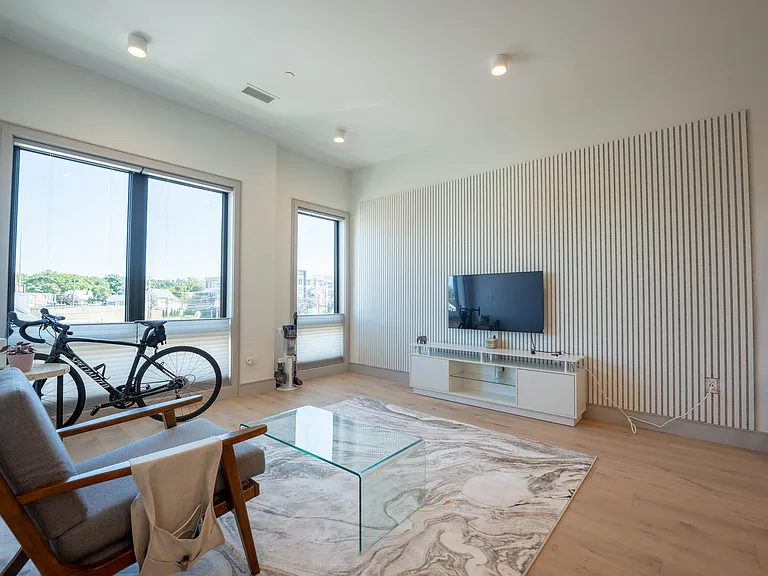101 N Beacon St #309 — Photo 6
