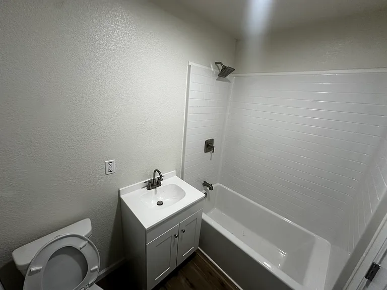 505 Carpino Ave #507 — Photo 3