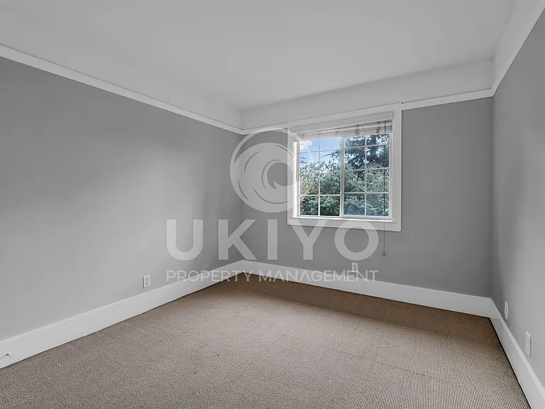 620 Alcatraz Ave #D — Photo 19