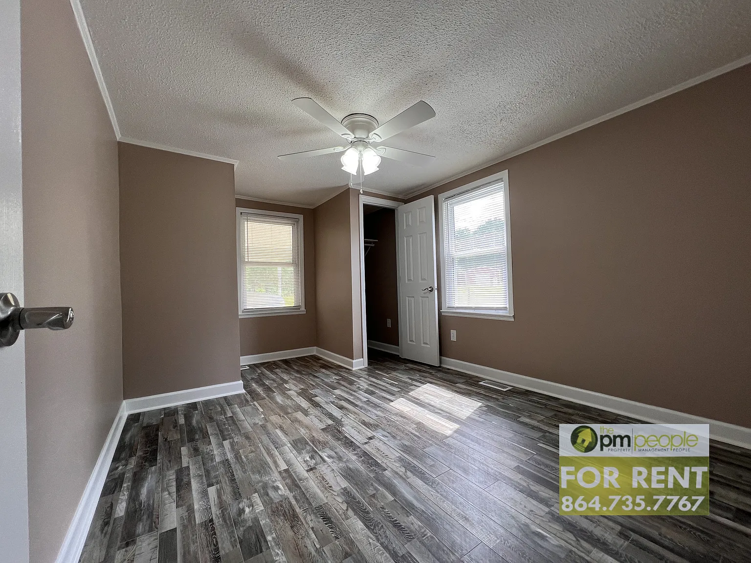 2 bed, 990 sqft, $1,400 — Photo 3