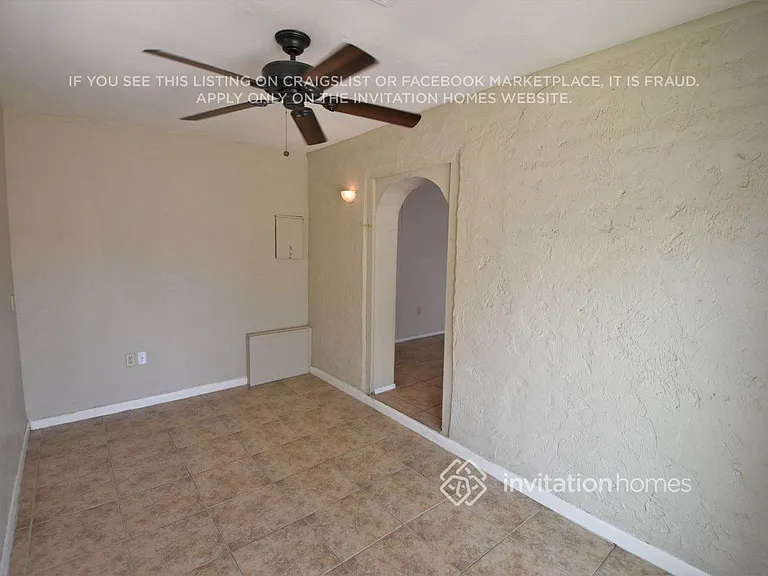 12801 N 112th Ave — Photo 10
