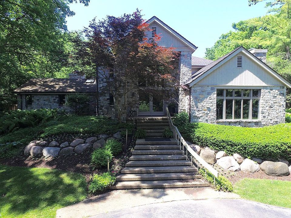 1st image of 9348 Reserve Dr