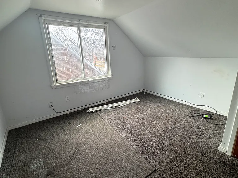 25507 W Hills Dr — Photo 10