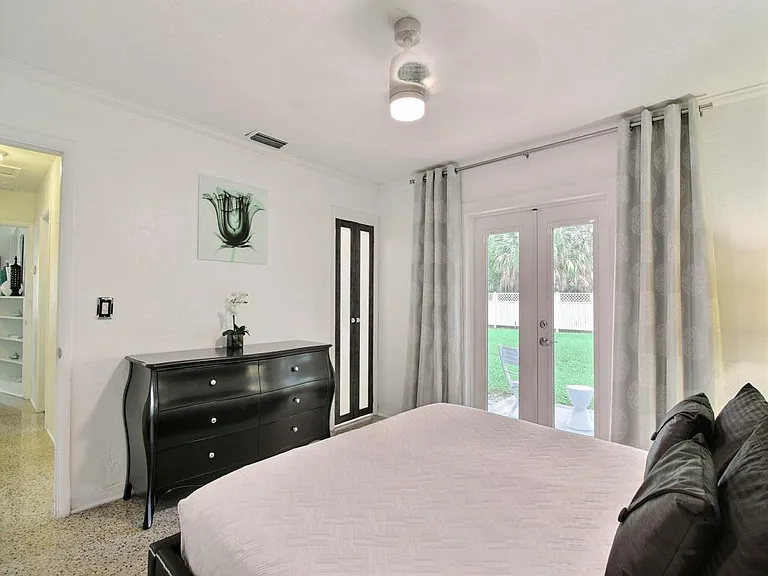 641 Bougainvillea Ln — Photo 17