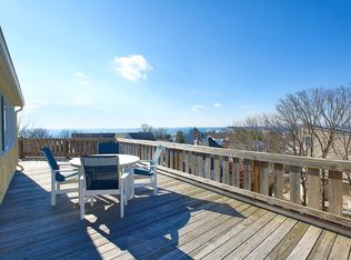 17 Spinney Path, Nahant, MA 01908