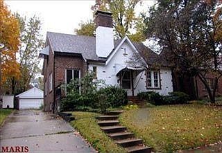 2nd image of 7430 Huntington Dr