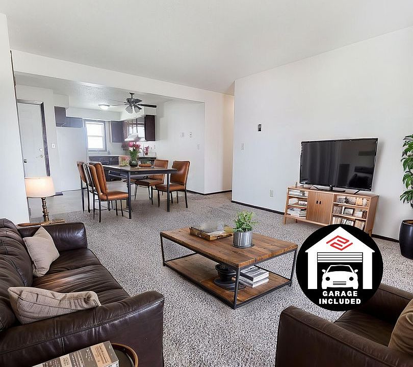 1st image of 1676 9th St N APT 7