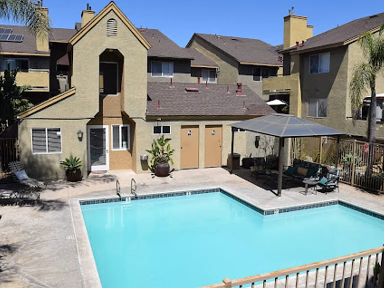Sunset Ridge — Photo 2