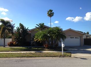 9500 118th Ln, Seminole, FL 33772