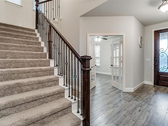 2nd image of 3525 Red Deer Ln
