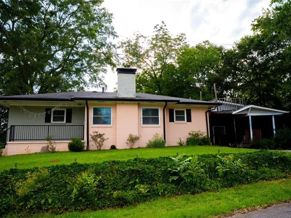 202 S Sage St, Toccoa, GA 30577