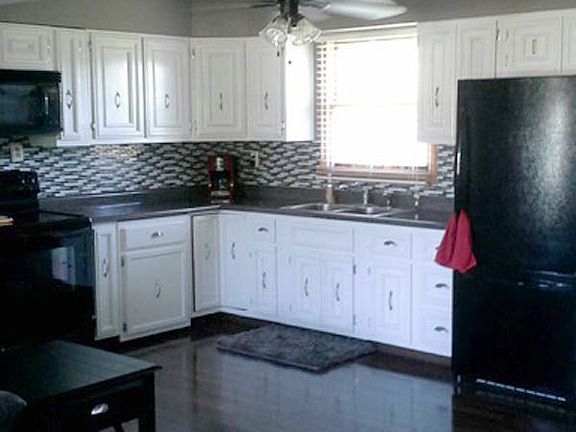 3rd image of 49790 High Street Ext