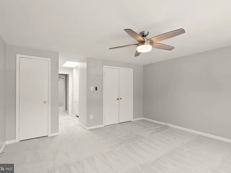 11243 Silentwood Ln — Photo 17