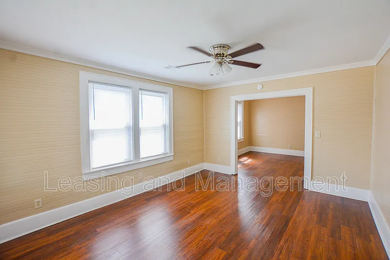 2 bed, 1.0 bath, 1080 sqft, $1,850 — Photo 3