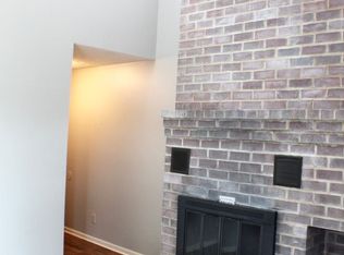 1026 Blue Ridge Dr APT 11, Harrisonburg, VA 22802