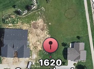 1 Hunters Field Ln #13, Marion, IA 52302