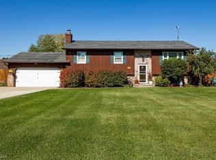 38820 Hidden Canyon Dr, Grafton, OH 44044