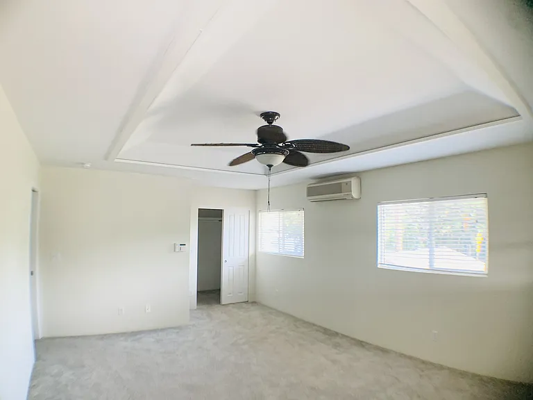 1080 Kupau St — Photo 13