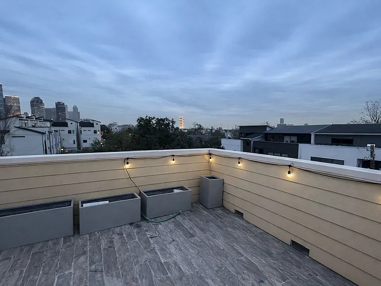 1621 Shearn St — Photo 14