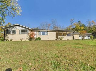 1462 Highway 62 W, Yellville, AR 72687