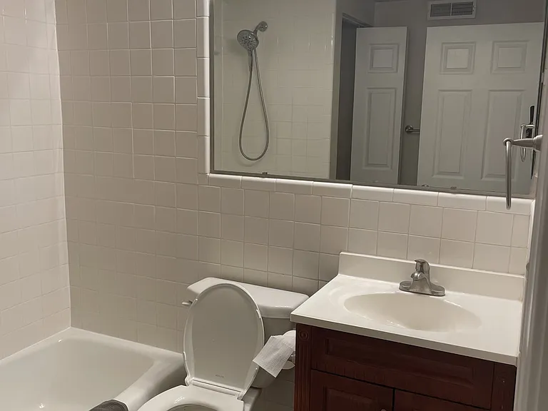 1800 Jefferson Park Ave #59 — Photo 13