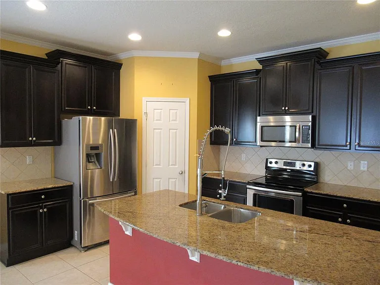 2822 Maple Brook Loop — Photo 11