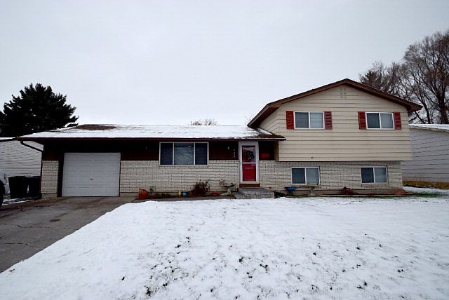 1st image of 428 Berrett Ave